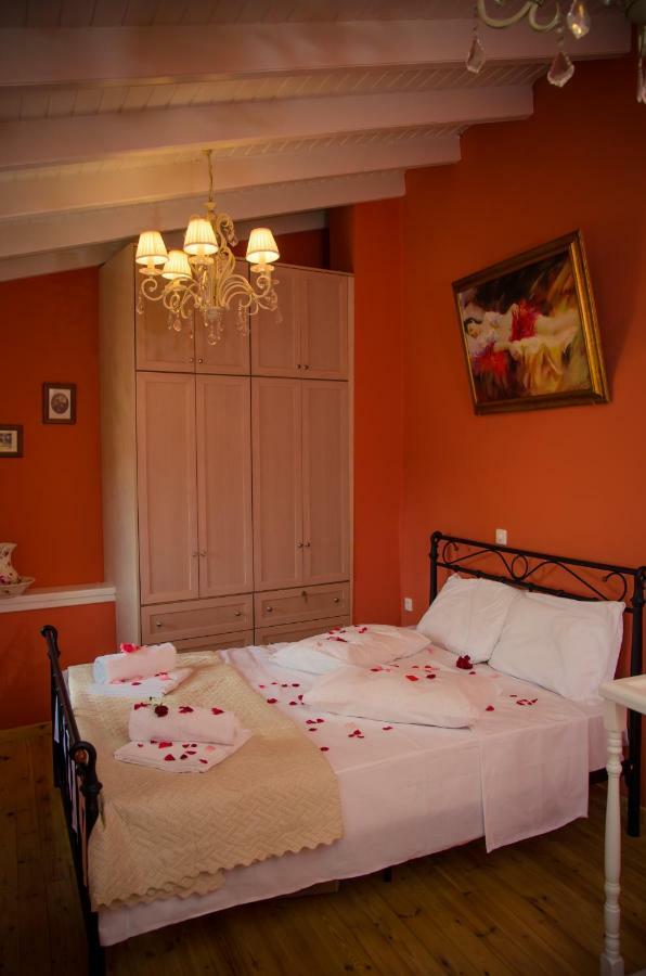 Villa Conte Rari Agios Gordios  Luaran gambar